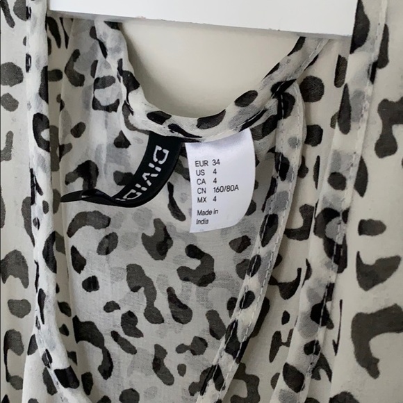 Zebra dress - Picture 4 of 4